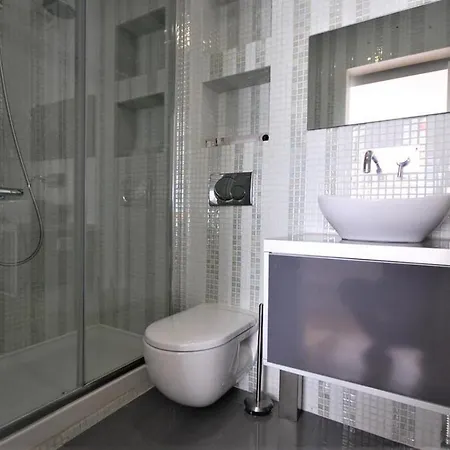 Terrace - Santa Eulalia - Private Jacuzzi * Албуфейра